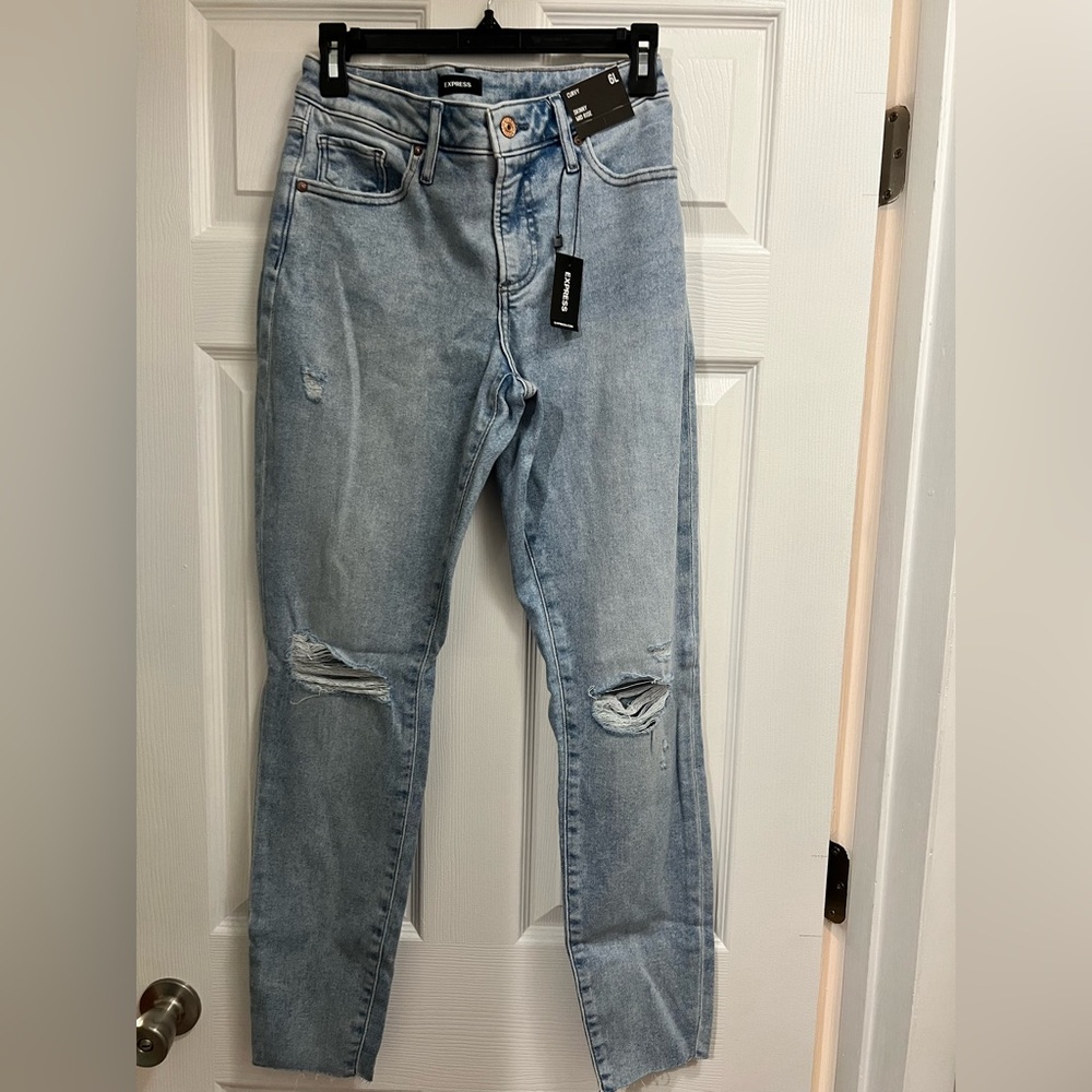 Express Mid Rise Skinny Jeans: Curvy and Tall Girl Friendly (Long Length) NWT